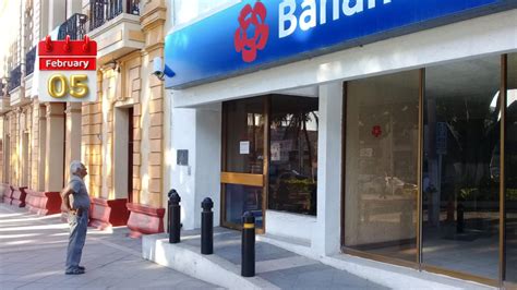 abren bancos el 5 de febrero